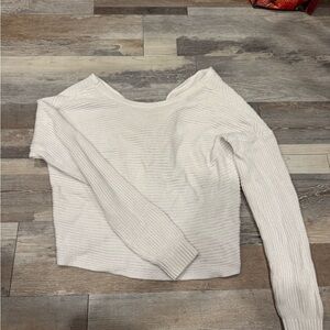 Hollister Cream Crew Neck Sweater